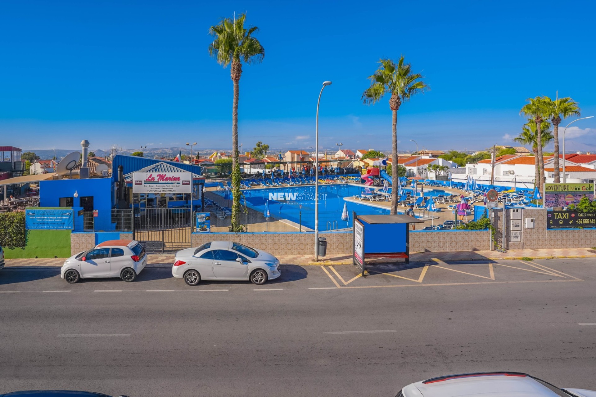 Resale - Townhouse - La Marina - Urb. La Marina