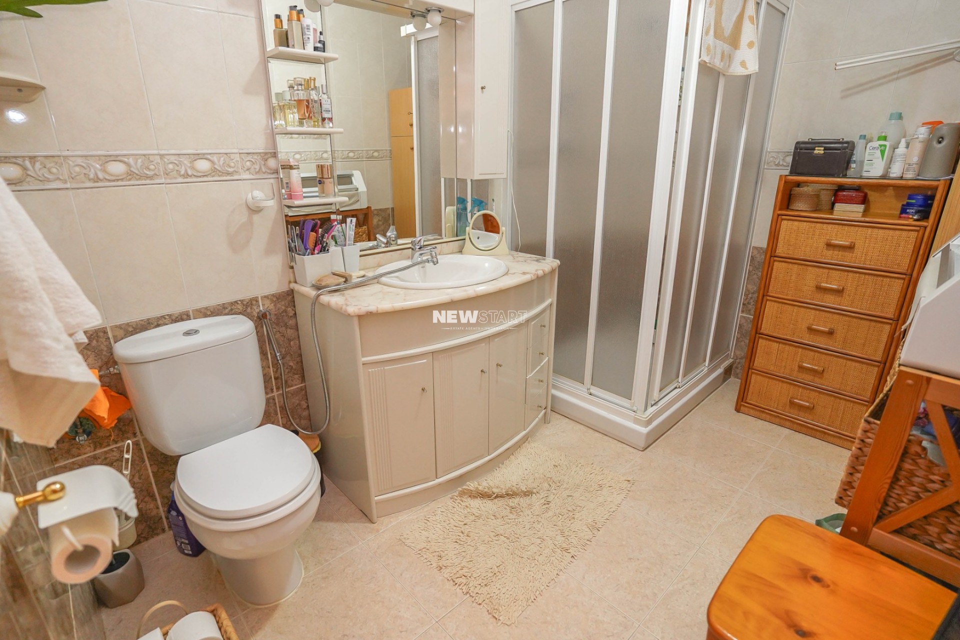 Resale - Townhouse - La Marina - Urb. La Marina
