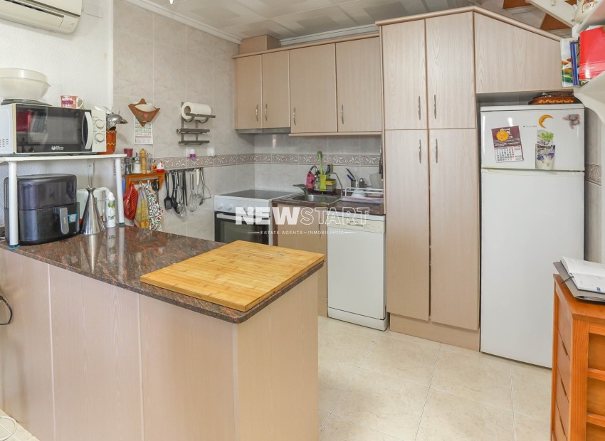 Resale - Townhouse - La Marina - Urb. La Marina