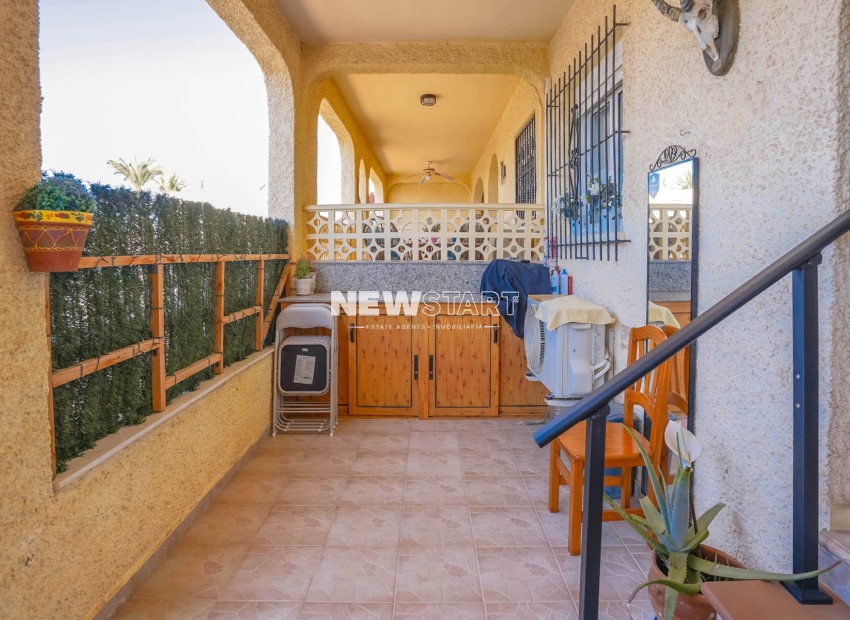 Resale - Townhouse - La Marina - Urb. La Marina