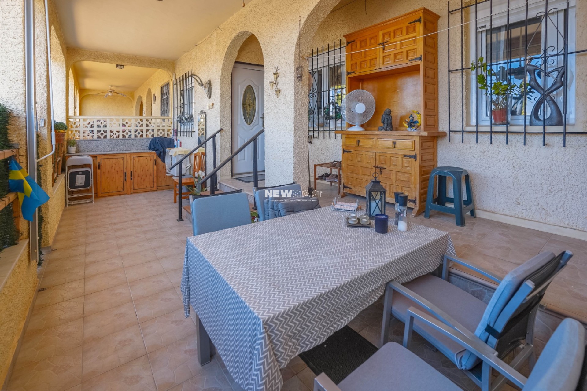 Resale - Townhouse - La Marina - Urb. La Marina