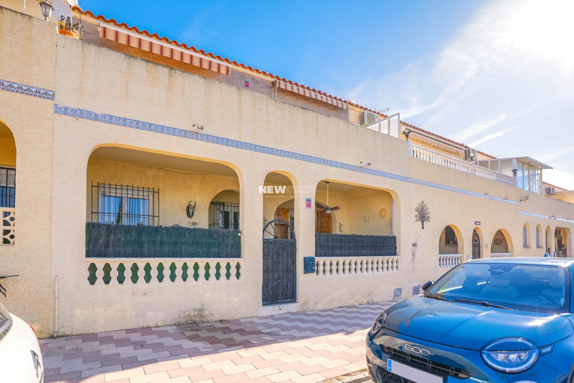 Resale - Townhouse - La Marina - Urb. La Marina