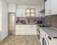 Resale - Townhouse - La Marina - Urb. La Marina