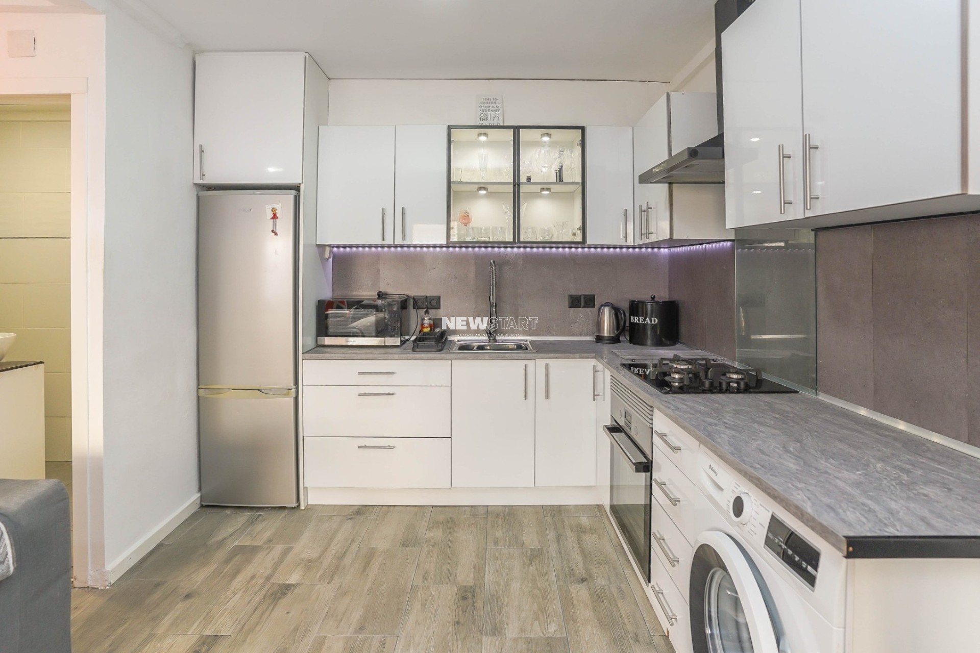 Resale - Townhouse - La Marina - Urb. La Marina