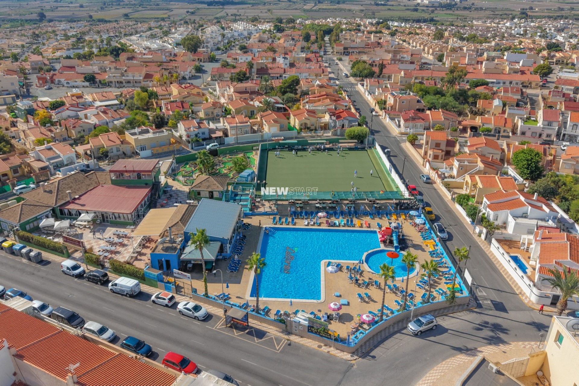Resale - Townhouse - La Marina - Urb. La Marina