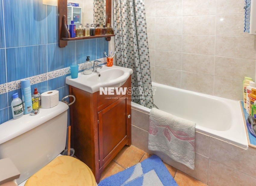 Resale - Townhouse - La Marina - Urb. La Marina