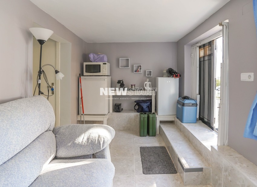 Resale - Townhouse - La Marina - Urb. La Marina