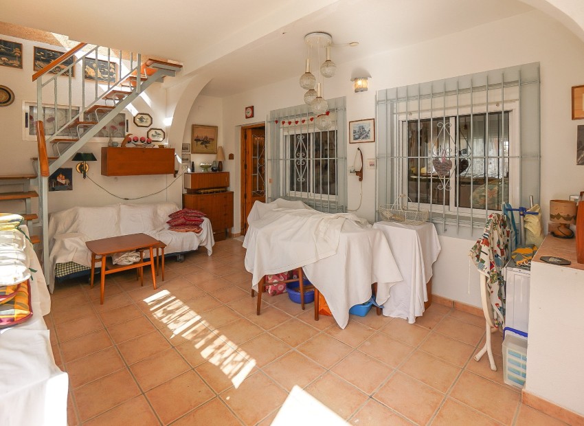 Resale - Townhouse - La Marina - Urb. La Marina