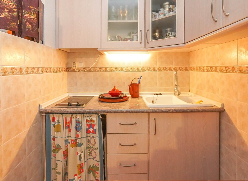 Resale - Townhouse - La Marina - Urb. La Marina