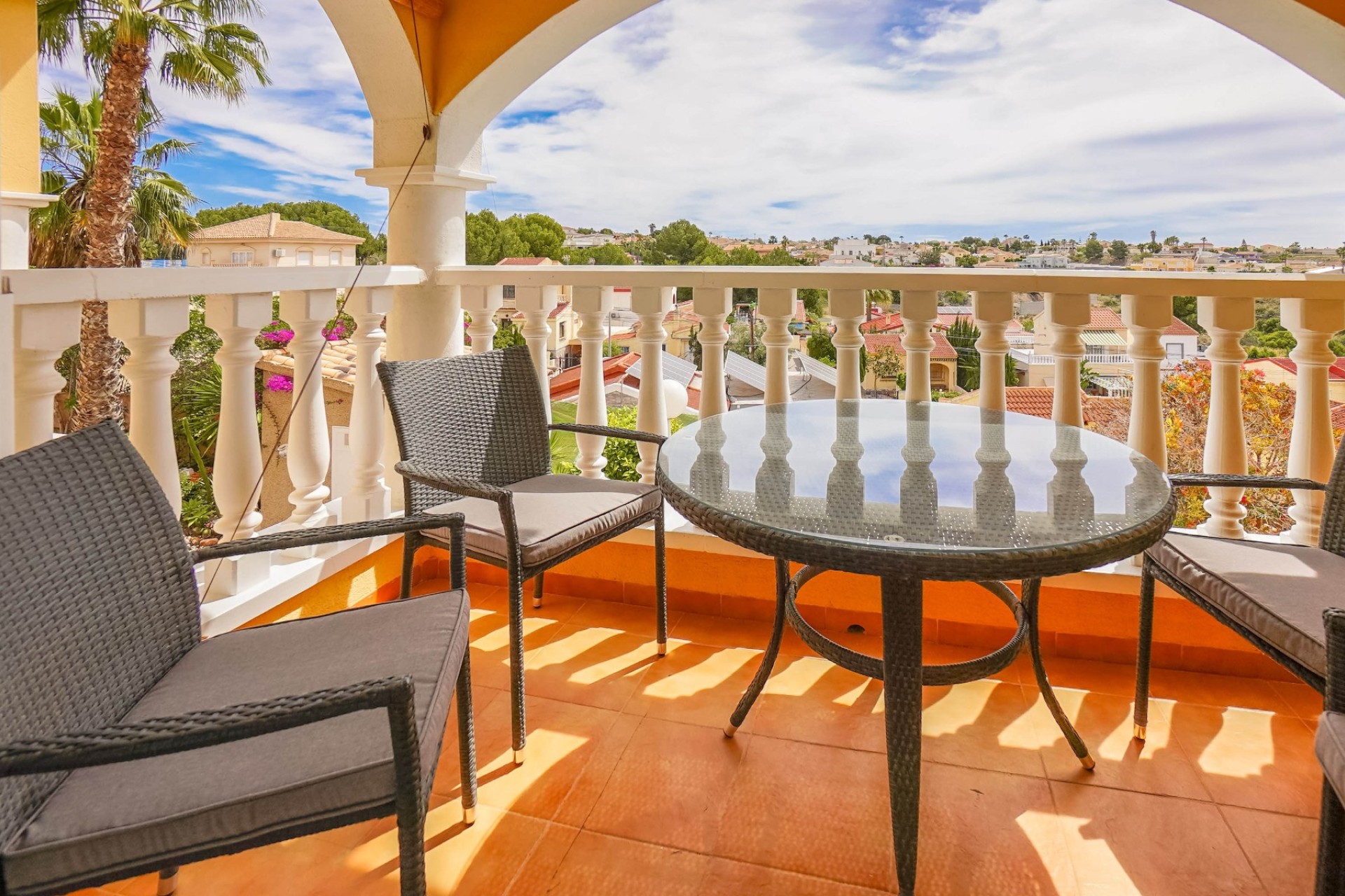 Resale - Townhouse - La Marina - Urb. La Marina