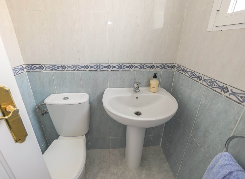 Resale - Townhouse - La Marina - Urb. La Marina
