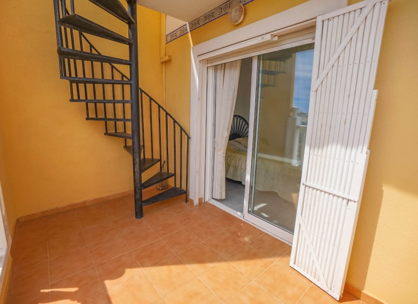Resale - Townhouse - La Marina - Urb. La Marina