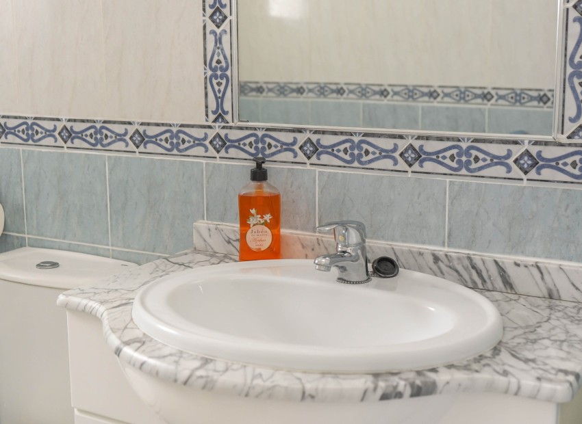 Resale - Townhouse - La Marina - Urb. La Marina