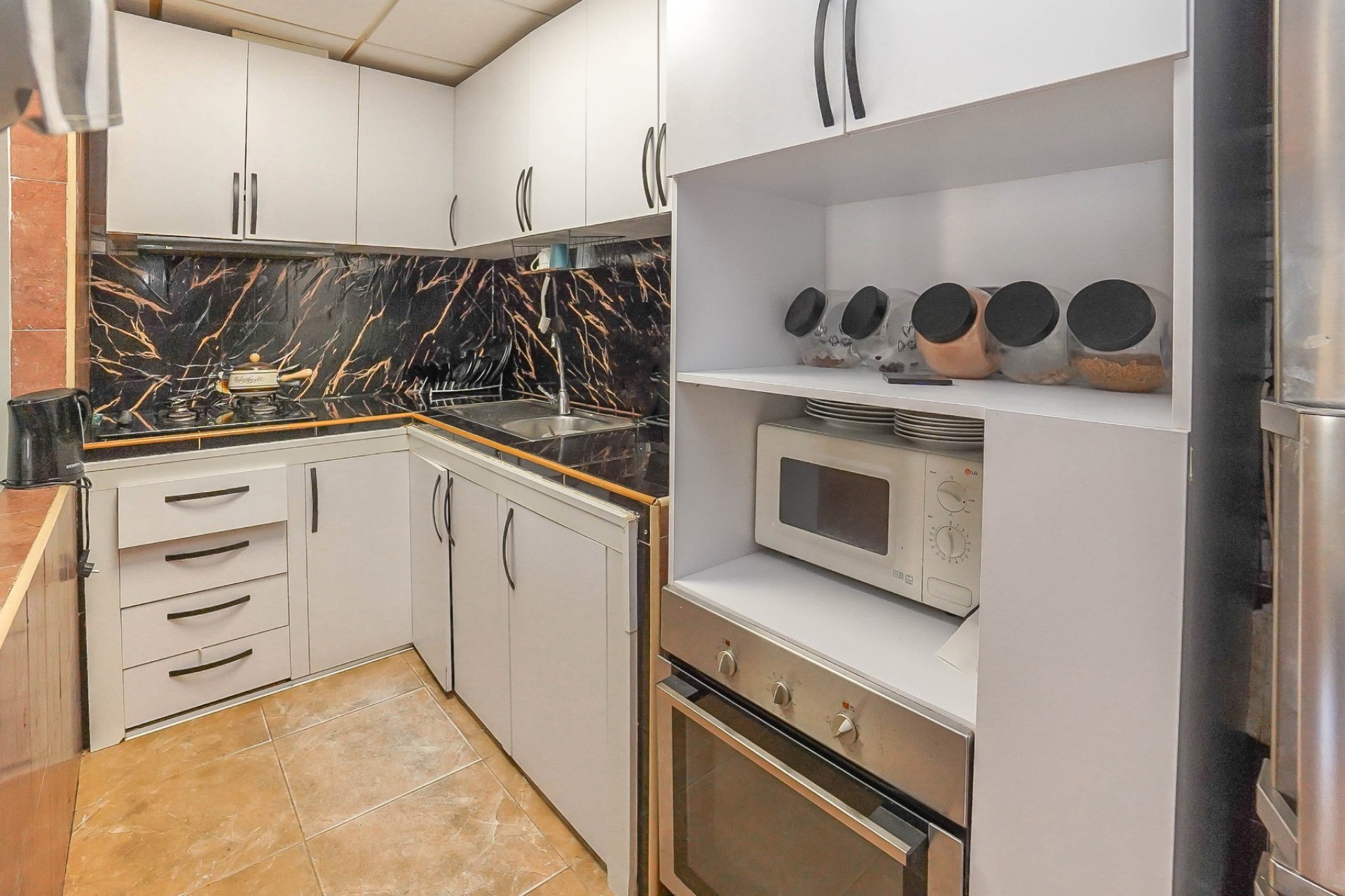 Resale - Townhouse - La Marina - Urb. La Marina