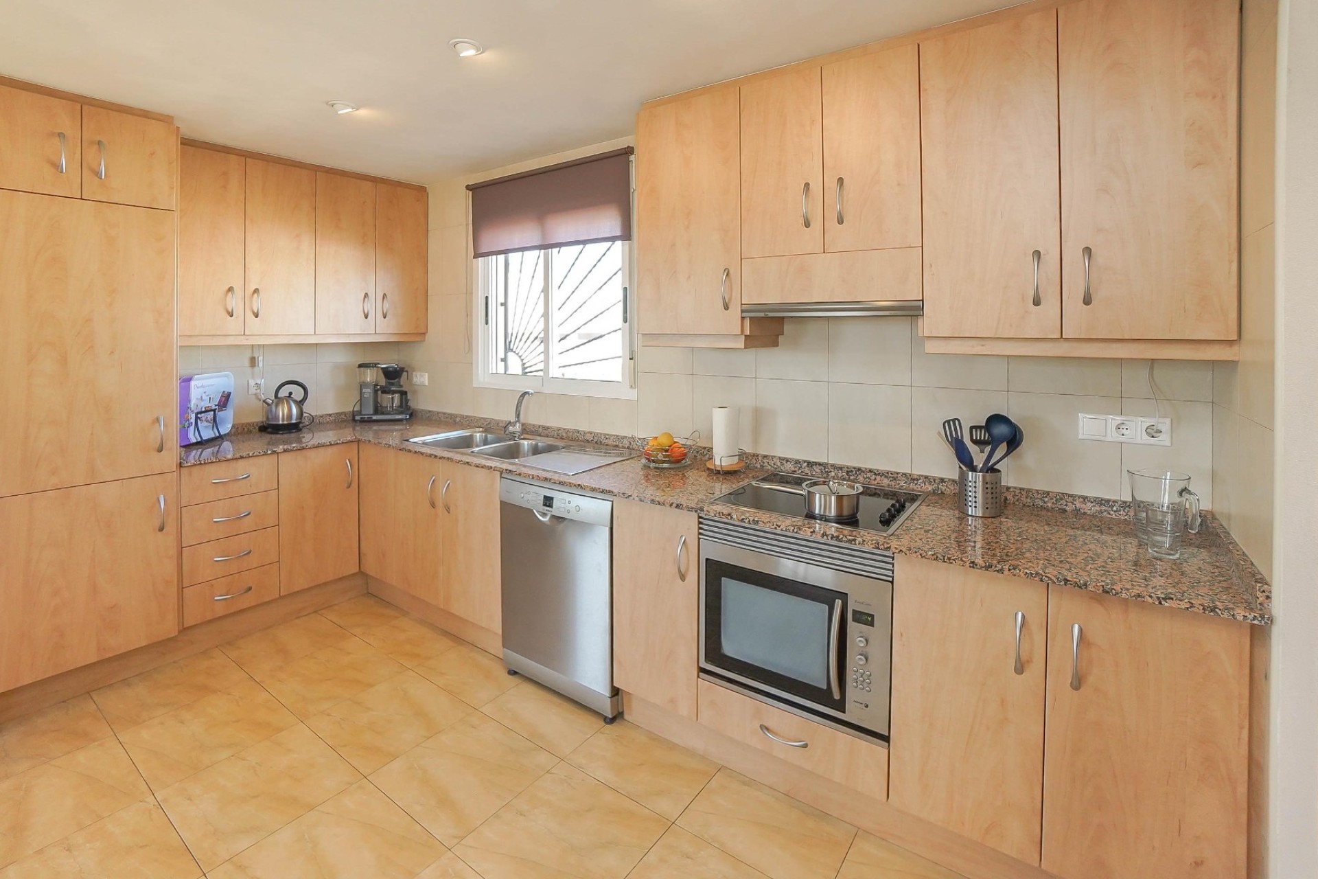 Resale - Villa - La Marina - Urb. El Oasis