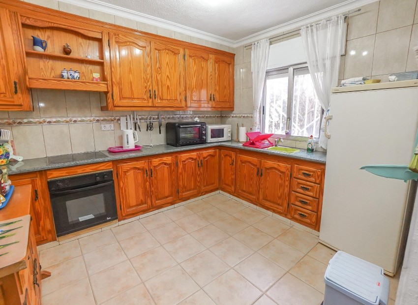Resale - Villa - La Marina - Urb. La Escuera