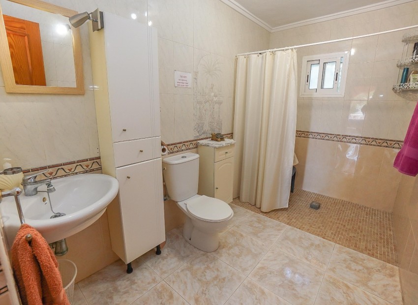 Resale - Villa - La Marina - Urb. La Escuera