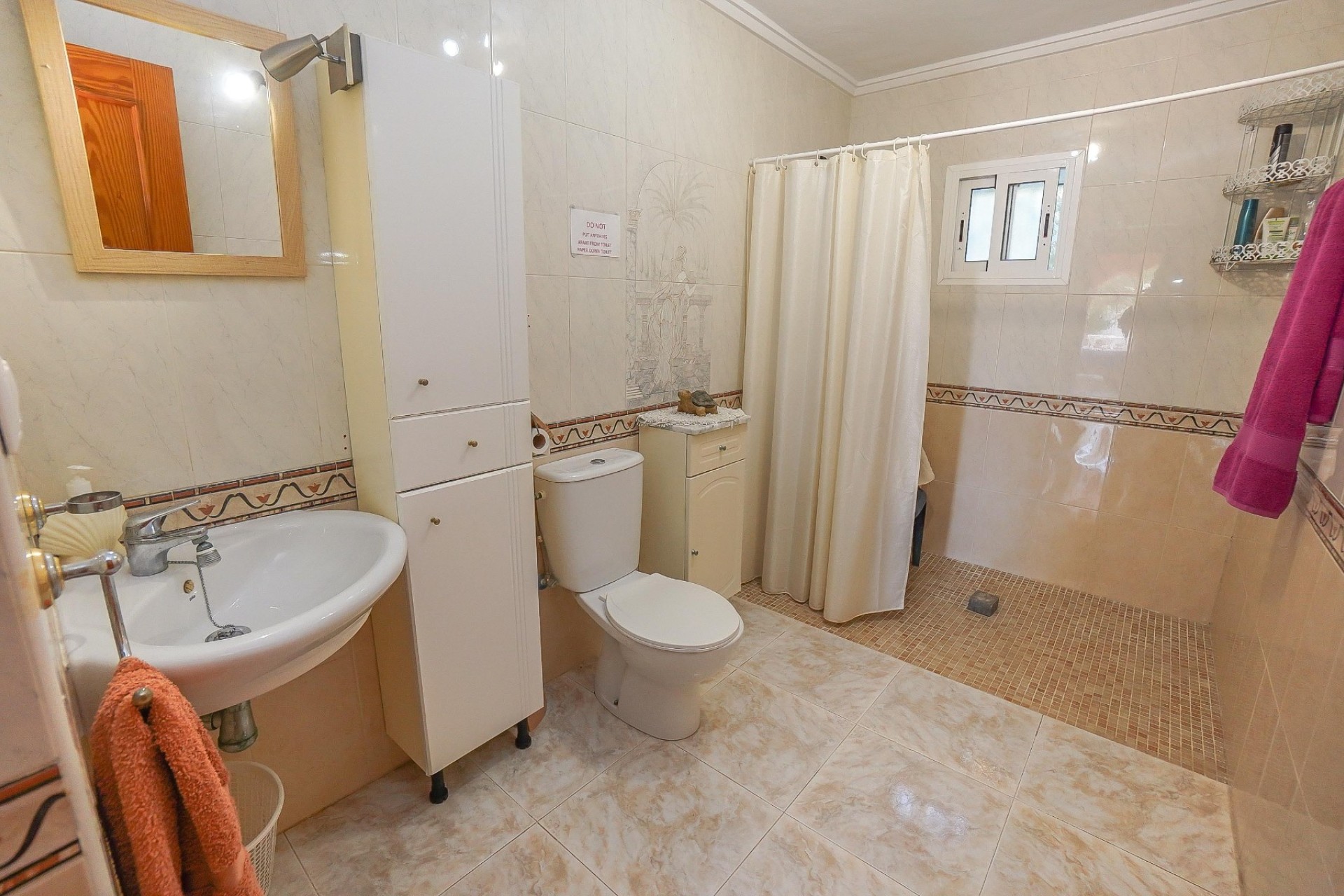 Resale - Villa - La Marina - Urb. La Escuera