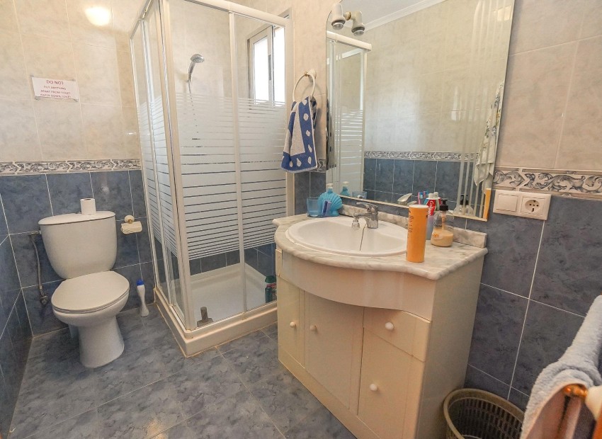 Resale - Villa - La Marina - Urb. La Escuera