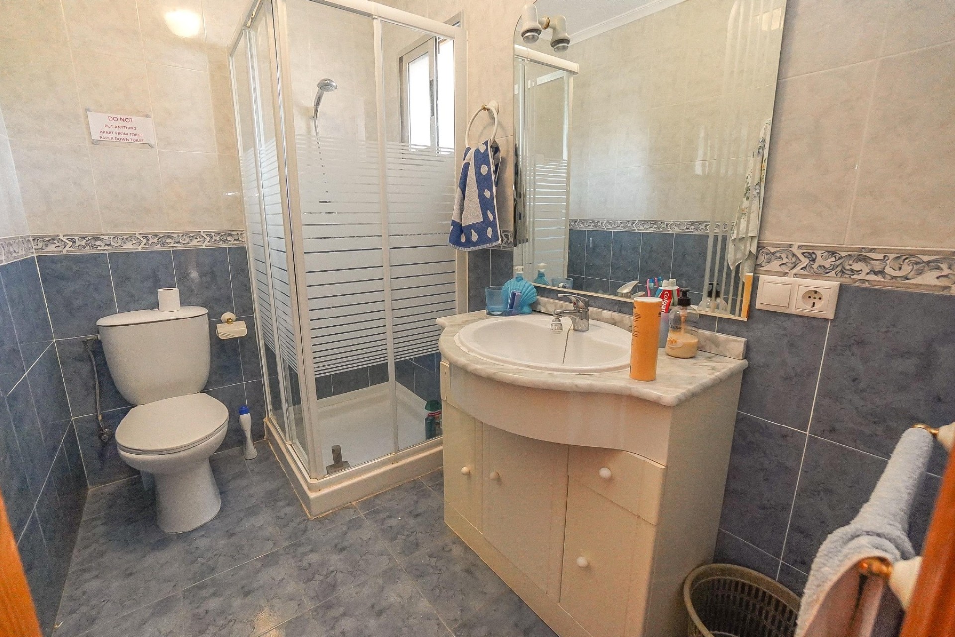 Resale - Villa - La Marina - Urb. La Escuera