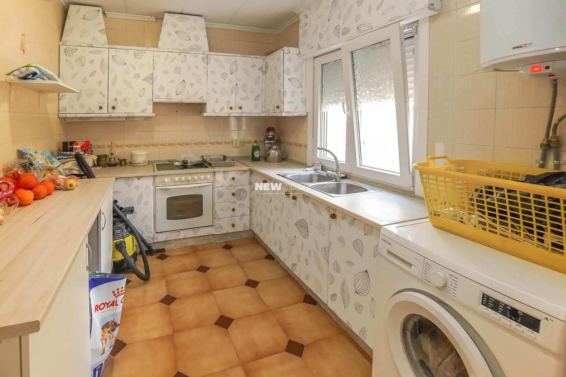 Resale - Villa - La Marina - Urb. La Marina