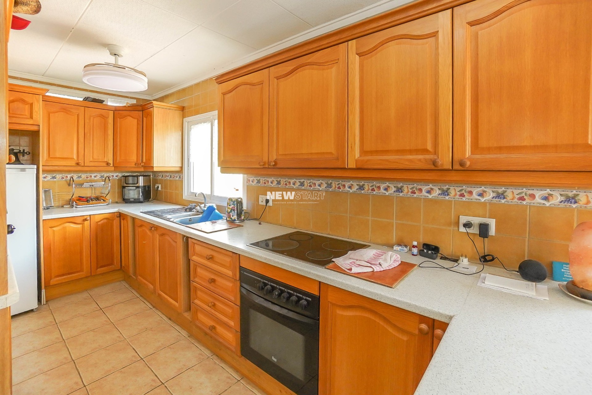 Resale - Villa - La Marina - Urb. La Marina