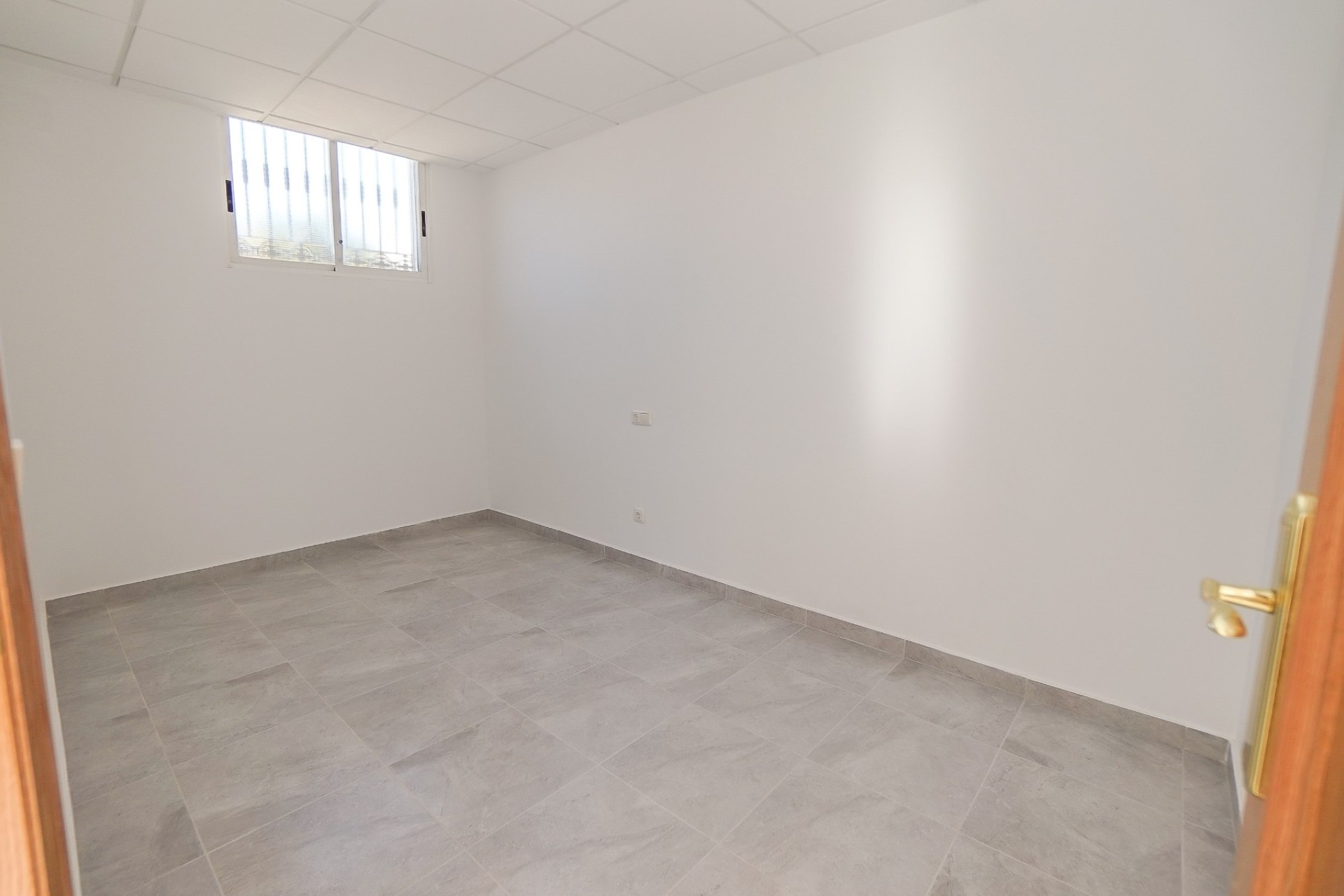 Resale - Villa - La Marina - Urb. La Marina