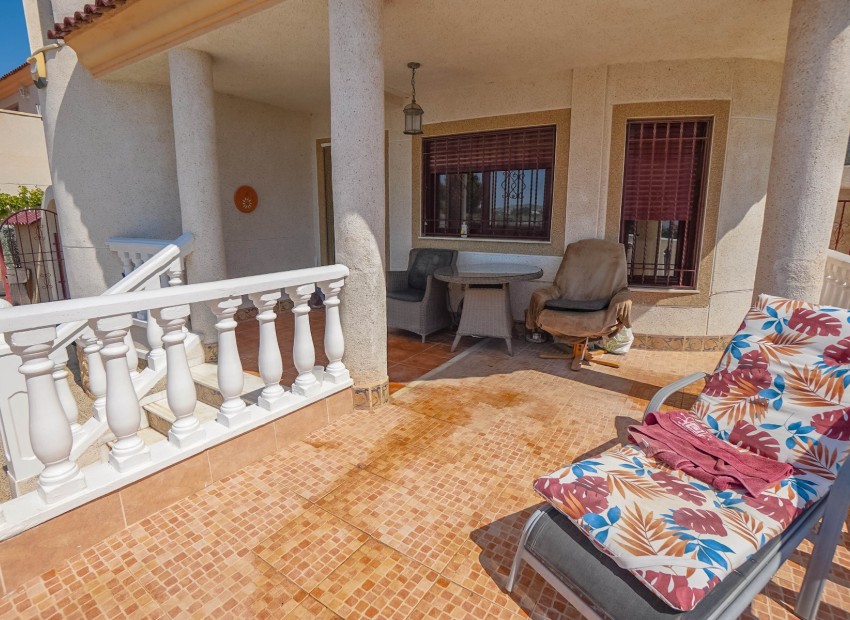 Resale - Villa - La Marina - Urb. La Marina