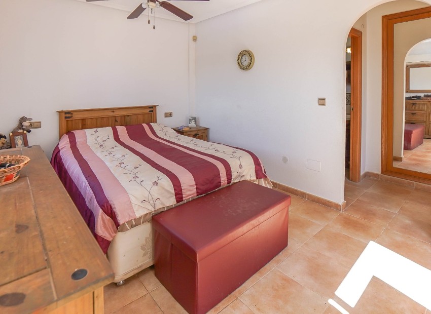 Resale - Villa - La Marina - Urb. La Marina