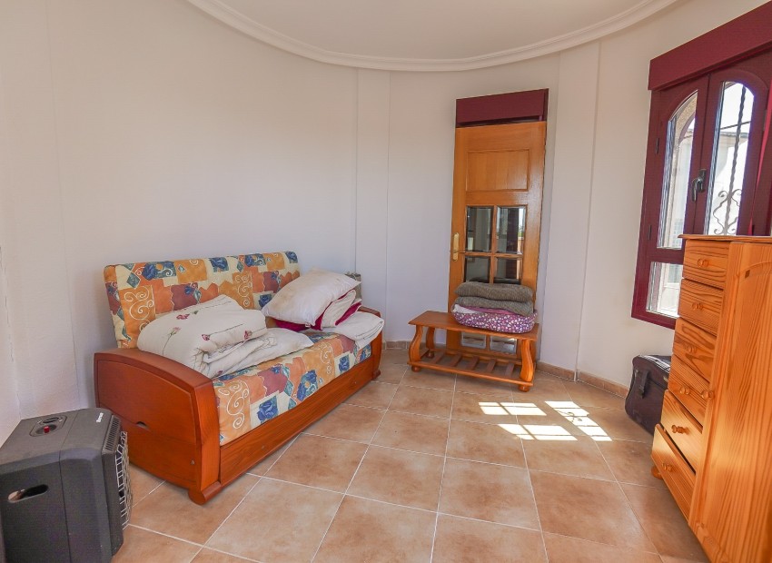 Resale - Villa - La Marina - Urb. La Marina