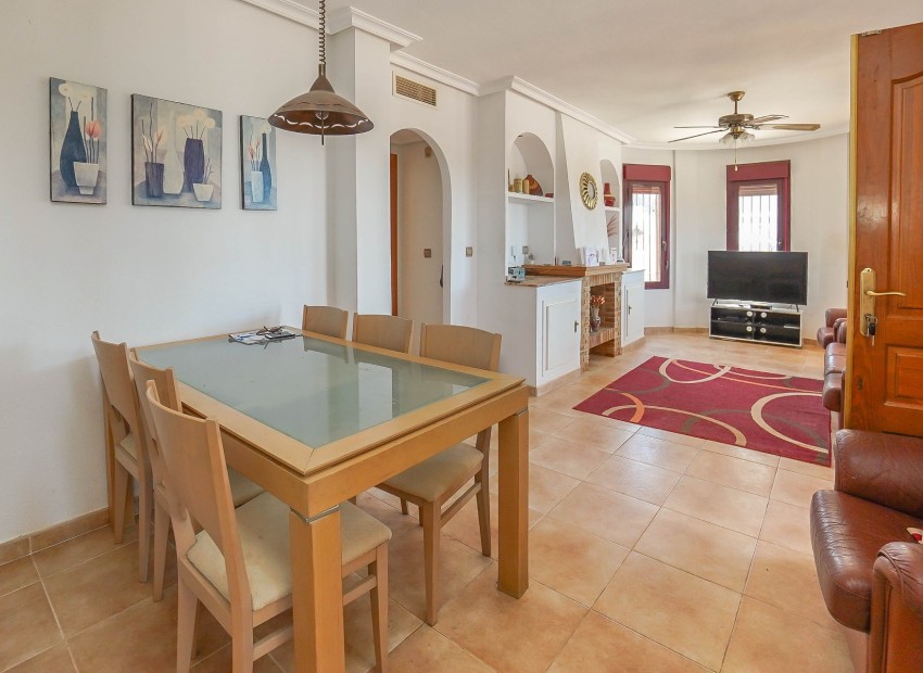 Resale - Villa - La Marina - Urb. La Marina