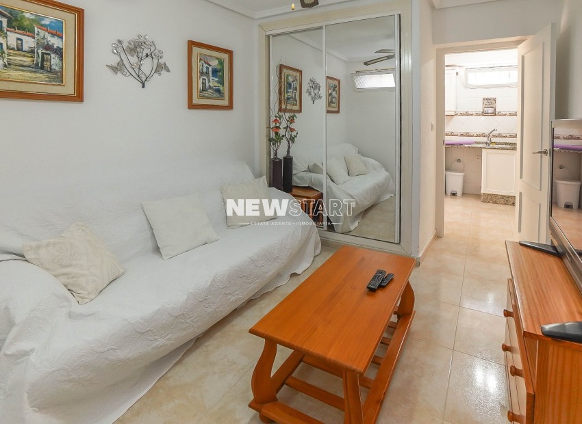 Reventa - Adosado - La Marina - Urb. El Oasis