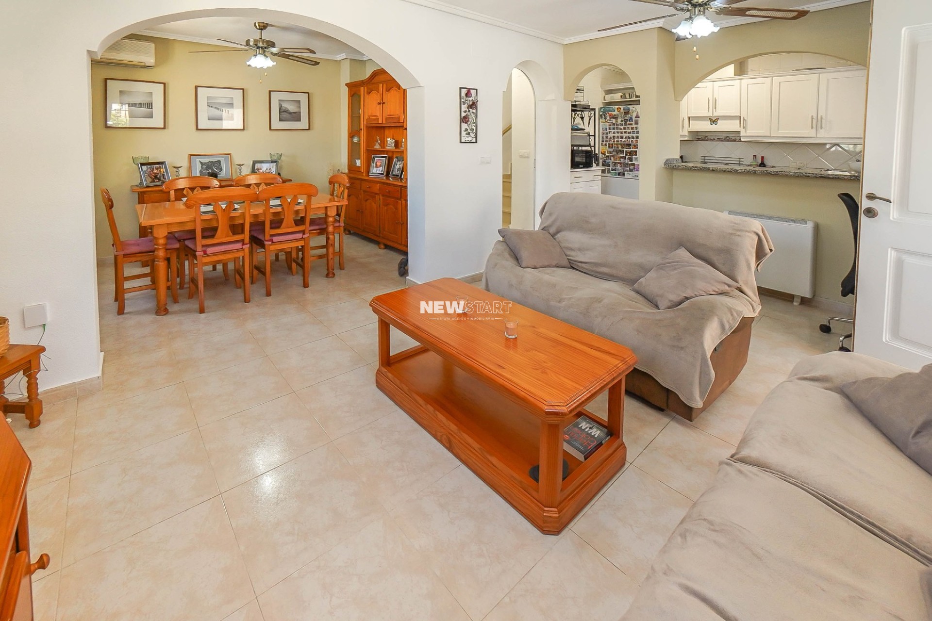 Reventa - Adosado - La Marina - Urb. El Oasis