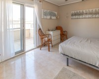 Reventa - Adosado - La Marina - Urb. El Oasis