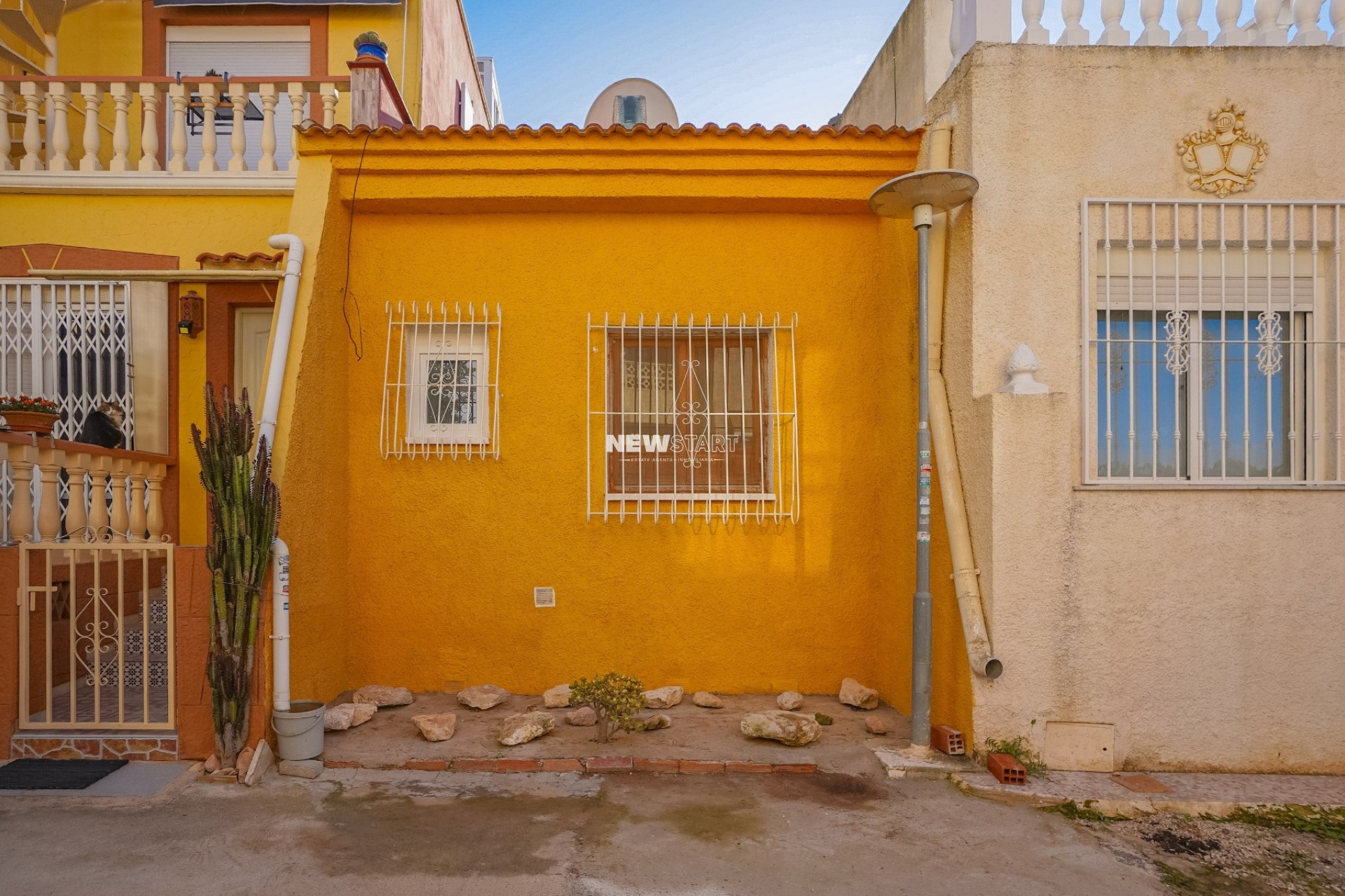 Reventa - Adosado - La Marina - Urb. La Marina