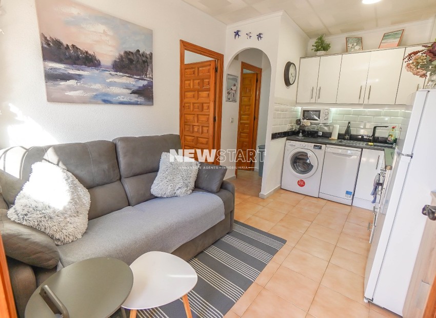 Reventa - Adosado - La Marina - Urb. La Marina