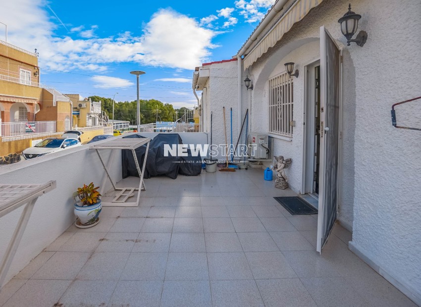 Reventa - Adosado - La Marina - Urb. La Marina