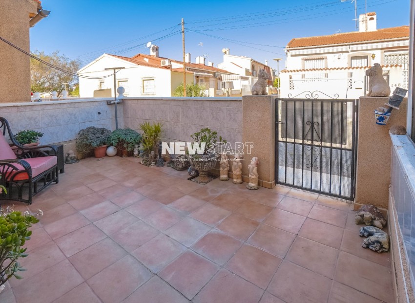 Reventa - Adosado - La Marina - Urb. La Marina