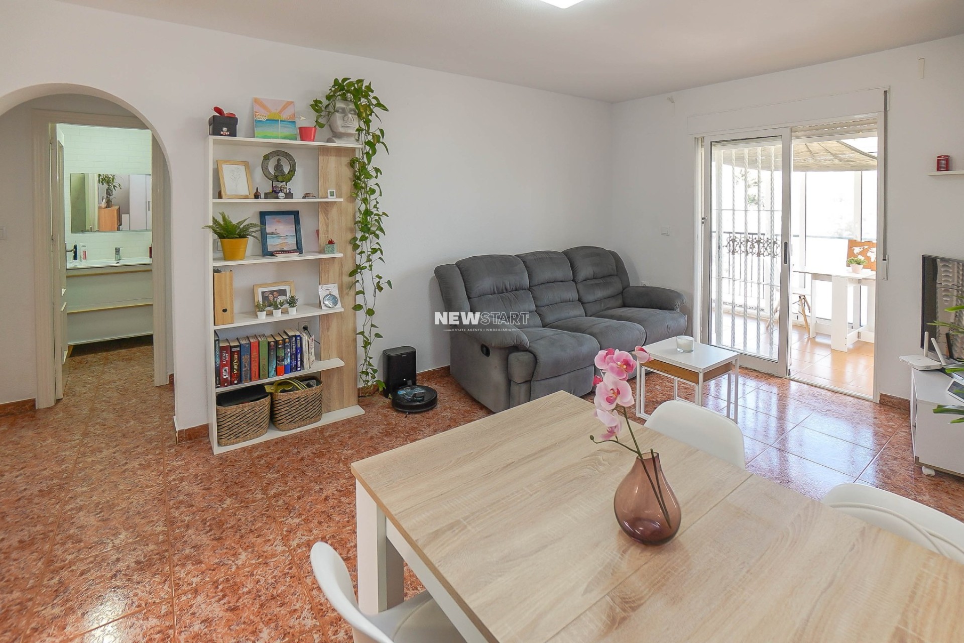 Reventa - Apartamento - La Marina - Urb. La Marina