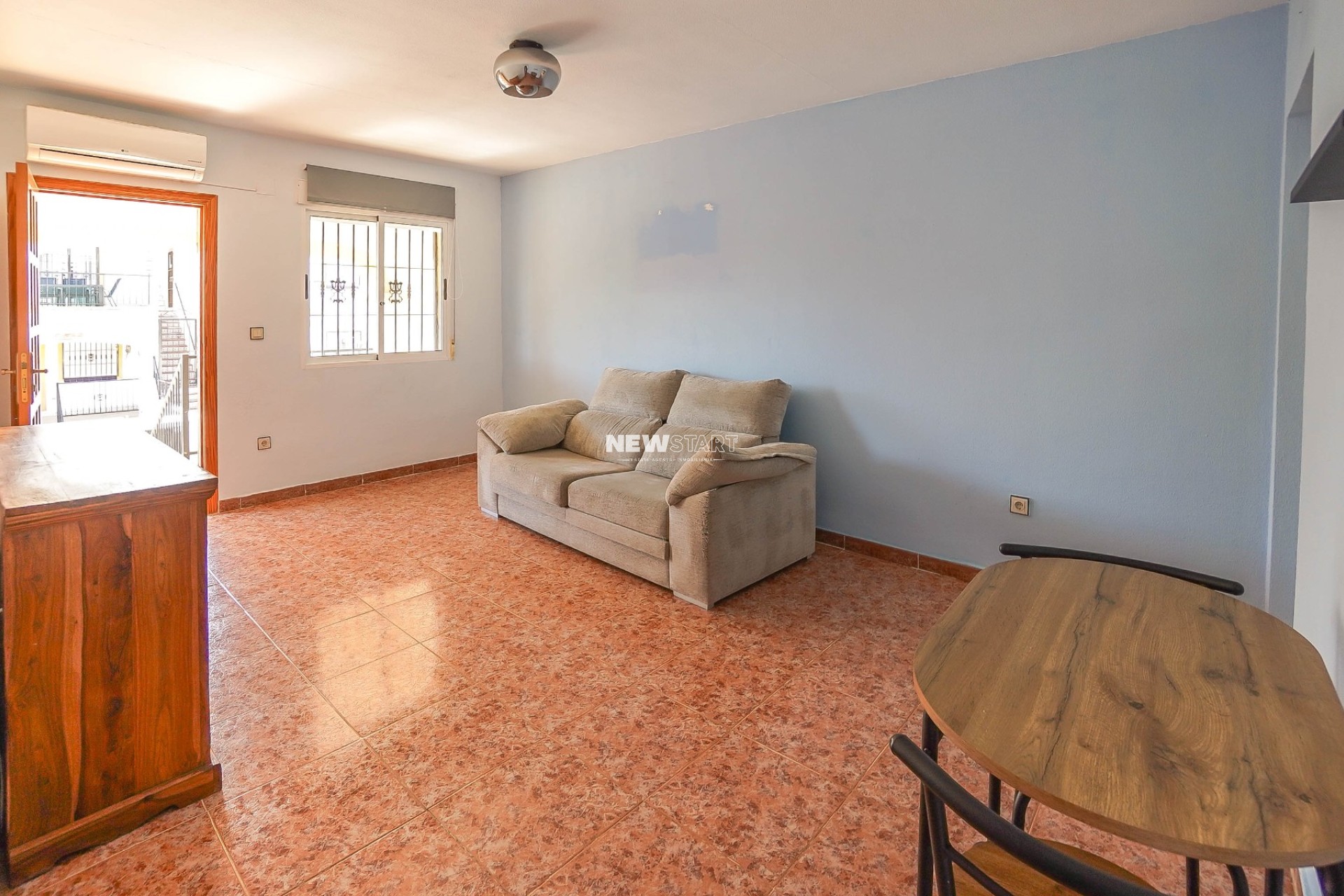 Reventa - Apartamento - La Marina - Urb. La Marina
