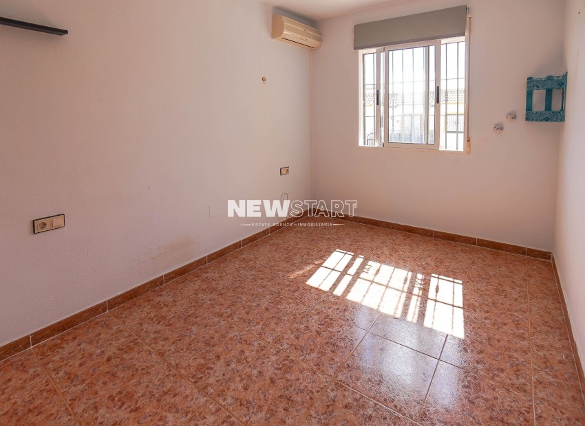 Reventa - Apartamento - La Marina - Urb. La Marina