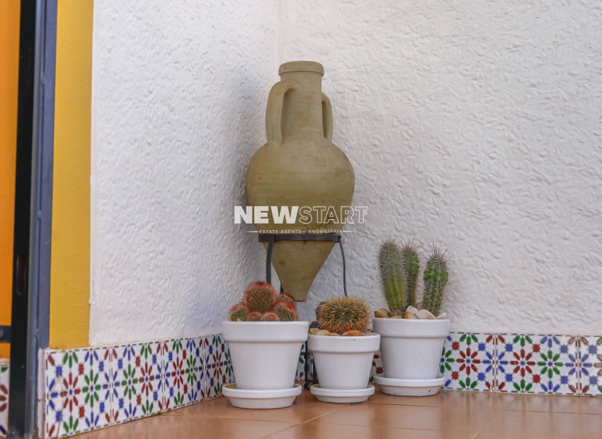 Reventa - Apartamento - La Marina - Urb. La Marina