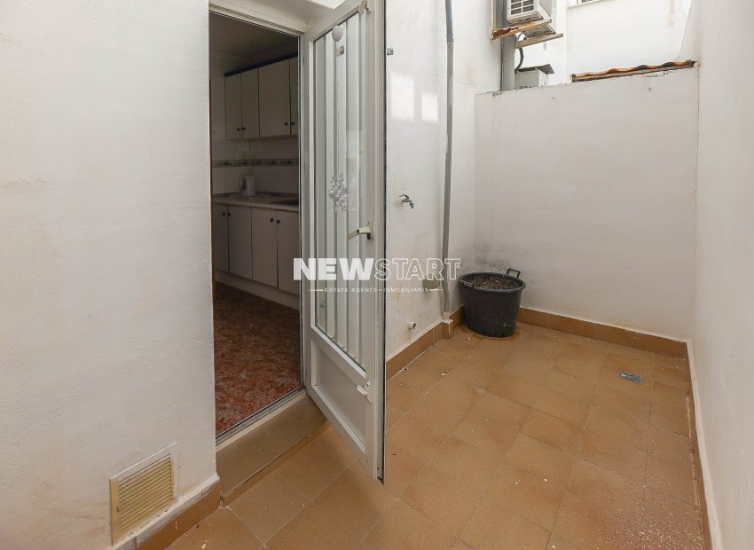Reventa - Apartamento - La Marina - Urb. La Marina