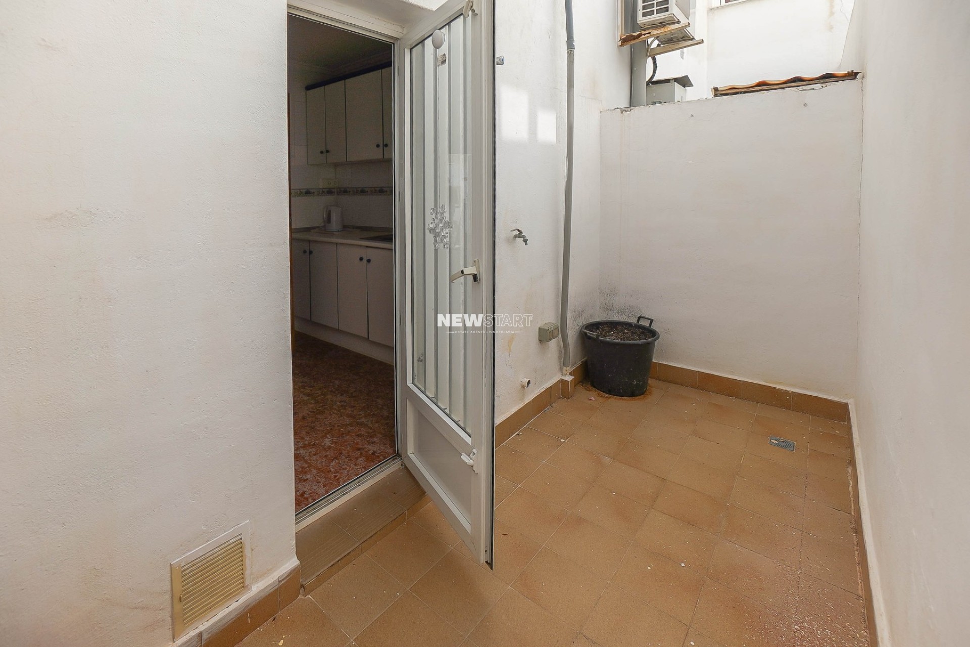Reventa - Apartamento - La Marina - Urb. La Marina