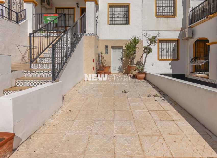 Reventa - Apartamento - La Marina - Urb. La Marina