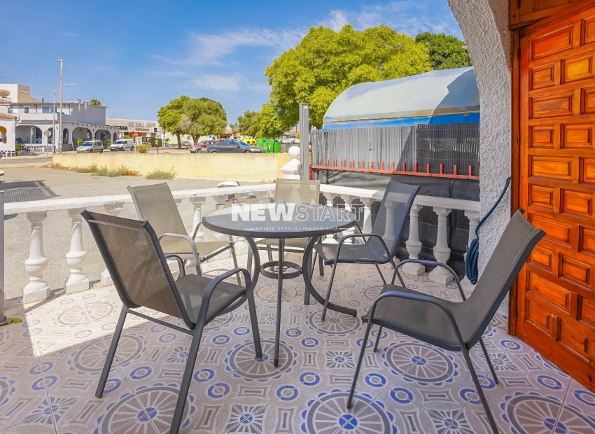 Reventa - Bungalow - La Marina - Urb. La Marina