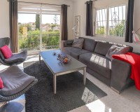 Reventa - Casa adosada con terraza al final - La Marina - Urb. La Marina