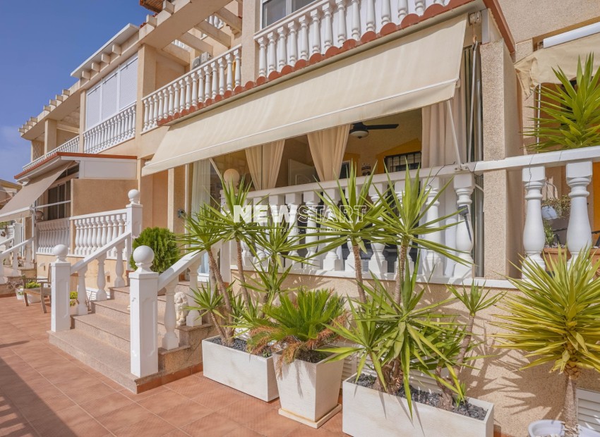 Reventa - Casa adosada - Guardamar del Segura - Guardamar