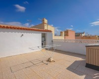 Reventa - Casa adosada - La Marina - Urb. La Marina