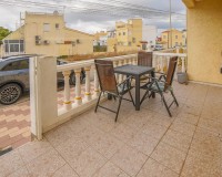 Reventa - Casa adosada - La Marina - Urb. La Marina